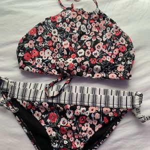 super cute bikini brand-billabong